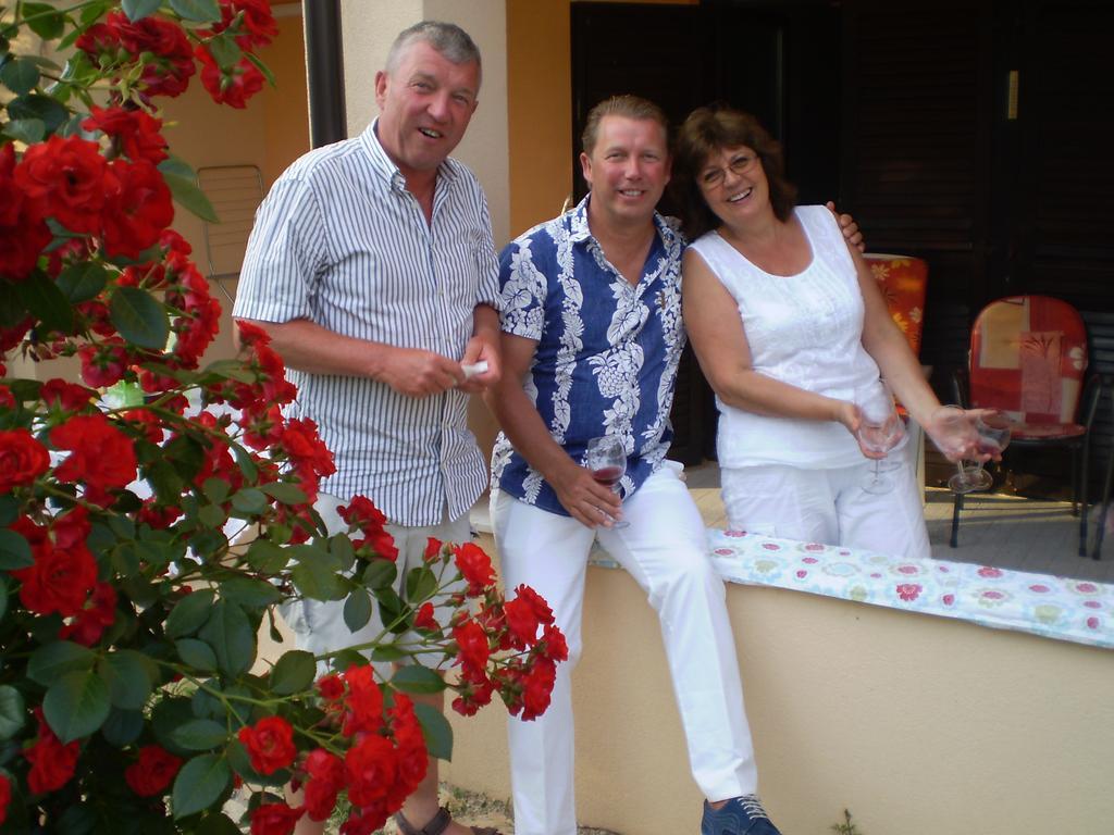 Apartments Tare, Free Parking Vodice Exterior photo