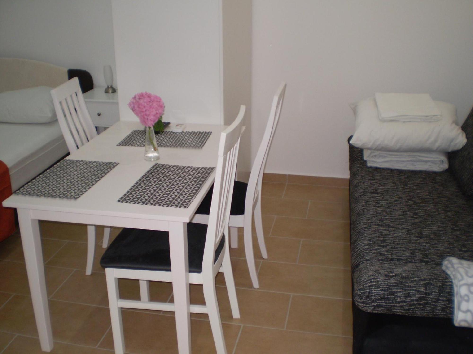 Apartments Tare, Free Parking Vodice Room photo